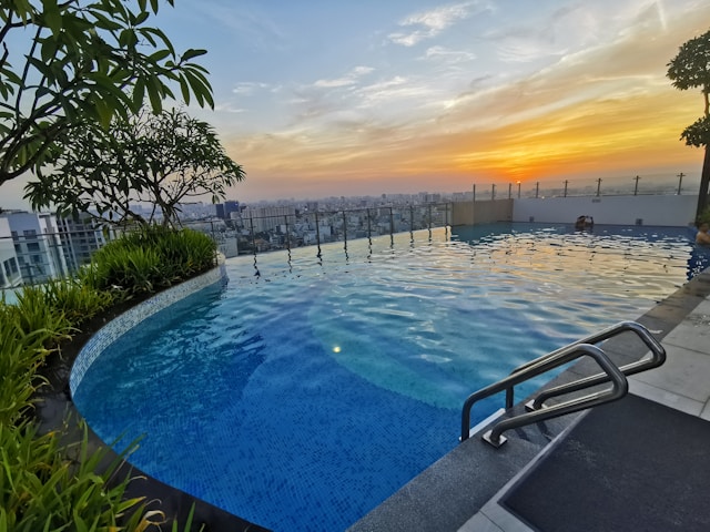 Piscine illégale : comment un propriétaire s'est retrouvé avec 500 000€ de frais