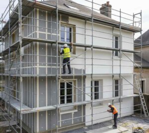 TVA réduite travaux : 5,5% et 10%, conditions et attestation